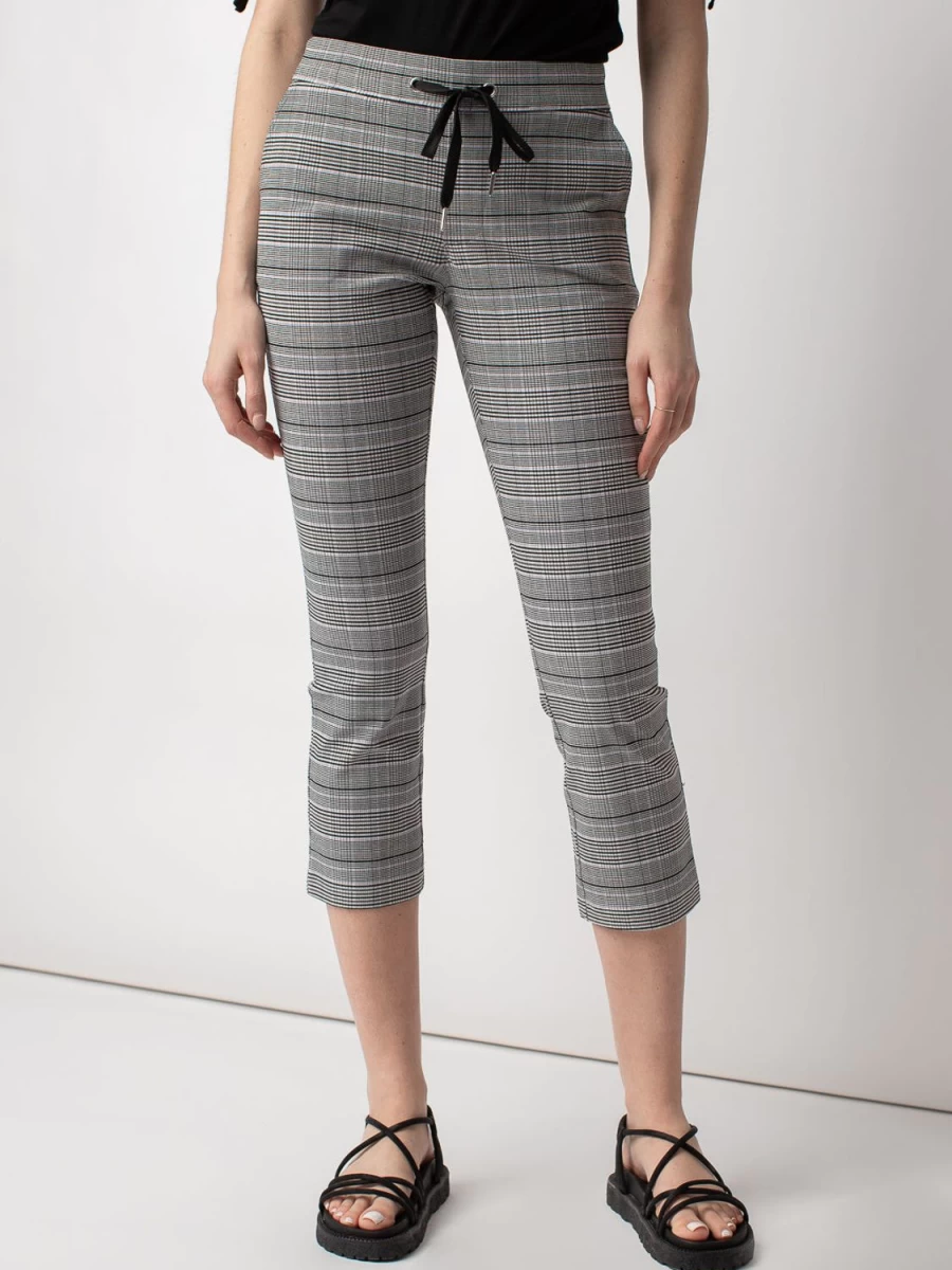 San Francisco Pants And Capris | Straight Fitted Pull-On Capri