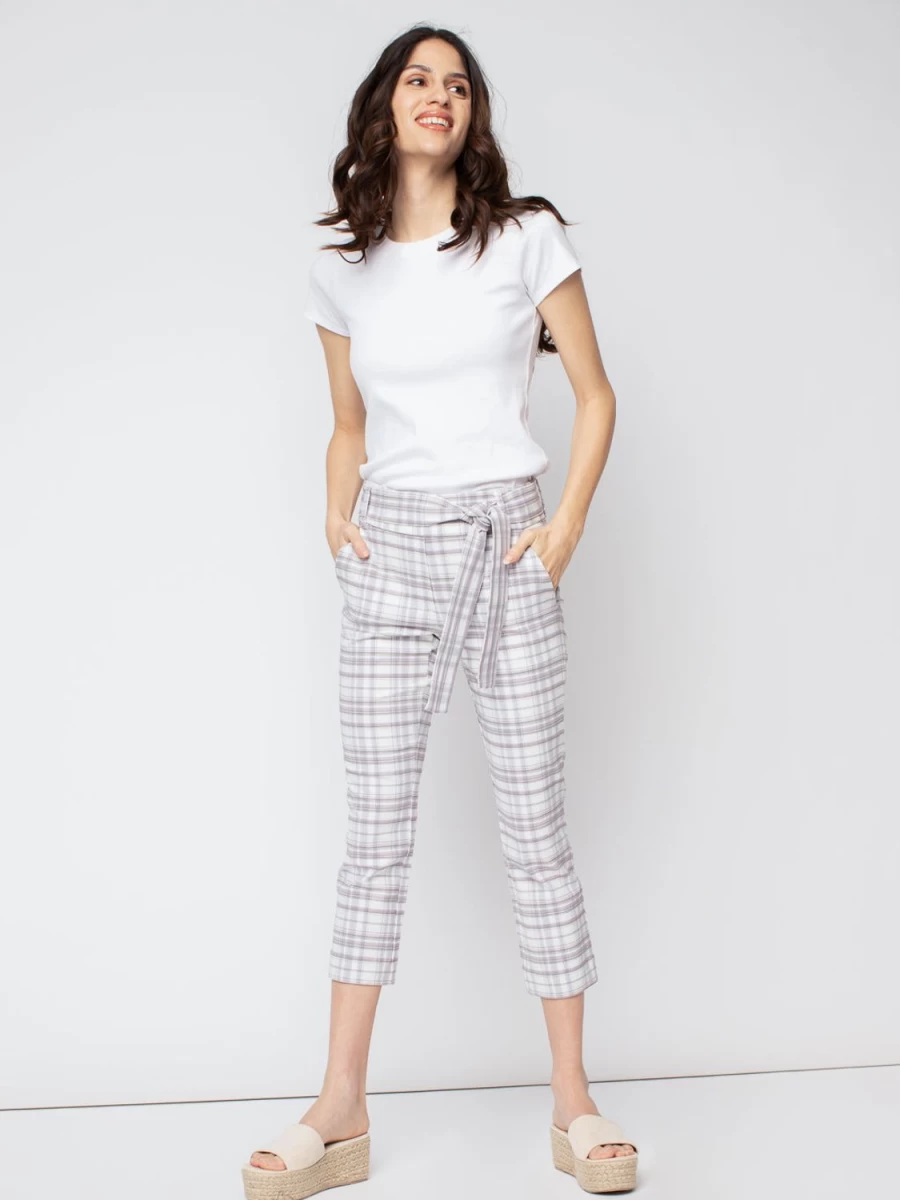 San Francisco Pants And Capris | Straight Fitted Pull-On Capri